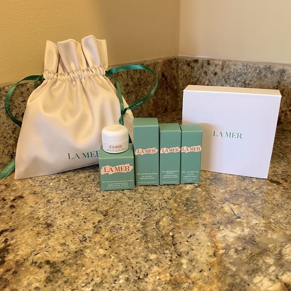 La Mer Massage Gift Set - Picture 2 of 5